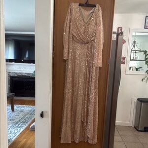 Elegant Sequin Long Sleeve Wedding Dress